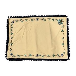 NWT Karma Living Handcrafted Embroidered Placemat Set Pompom Trim 13”x19”